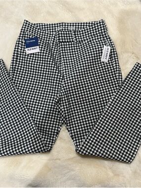 Old Navy Black & White Gingham Pixie Skinny Pants